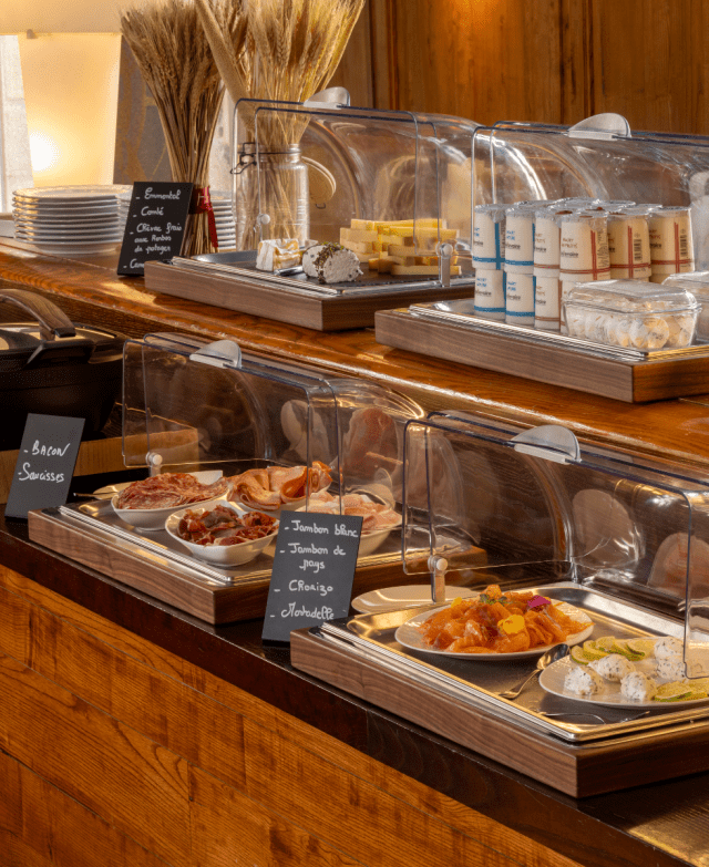 Buffet petit-déjeuner